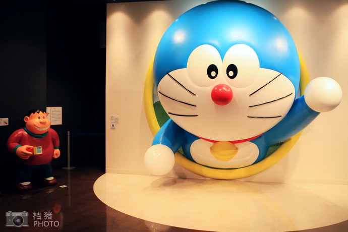 圆圈里面一个a||英文字母符号||什么车一个圆里