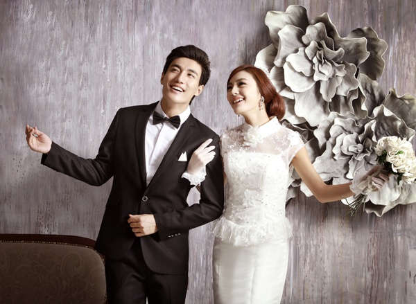 2018婚纱照流行风格_婚纱照风格(2)