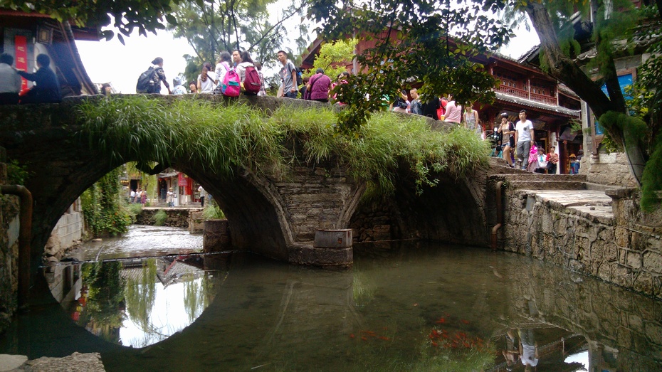 丽江古城大石桥.