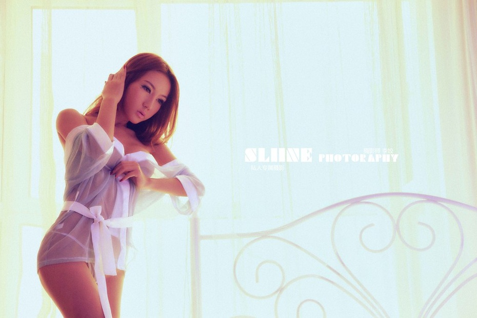 轻纱裹不住性感的胴体 - <em>日本美女</em>吉川遥的日志