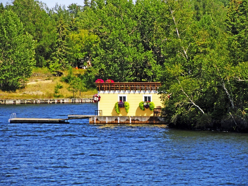 加拿大凯偌拉市(Kenora)-美加明星和大款钟爱的避暑圣地 - sihaiyunyou - sihaiyunyou的博客 加拿大凯偌拉市(Kenora)-美加明星和大款钟爱的避暑圣地 - sihaiyunyou - sihaiyunyou的博客