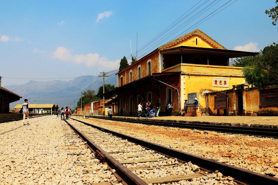 圈子 - [原创] 一万里路山和水 云南风景写生6:蒙自碧色寨