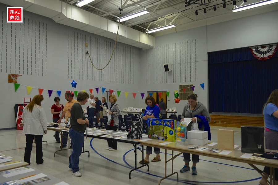 孔融让梨遭遇美国孩子 【猫眼看人】