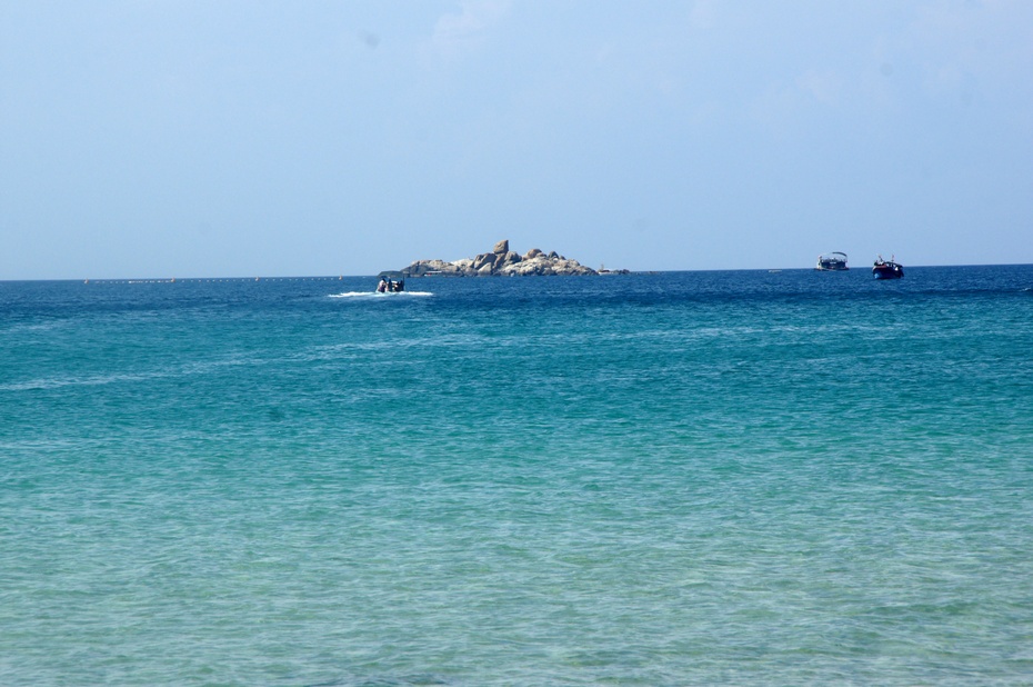 中国最美度假海滩 亚龙湾的碧海蓝天