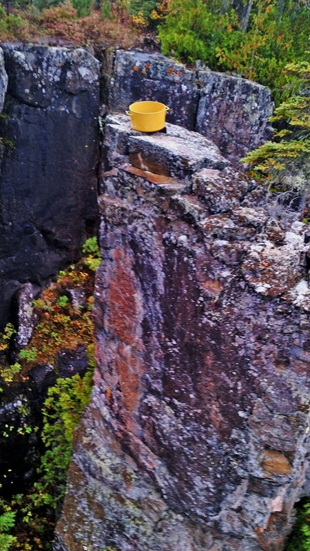 加拿大安大略奥秘(Ouimet Canyon)峡谷公园和鹰谷峡(Eagle Canyon)索道,吊桥 - sihaiyunyou - sihaiyunyou的博客 加拿大安大略奥秘(Ouimet Canyon)峡谷公园和鹰谷峡(Eagle Canyon)索道,吊桥 - sihaiyunyou - sihaiyunyou的博客