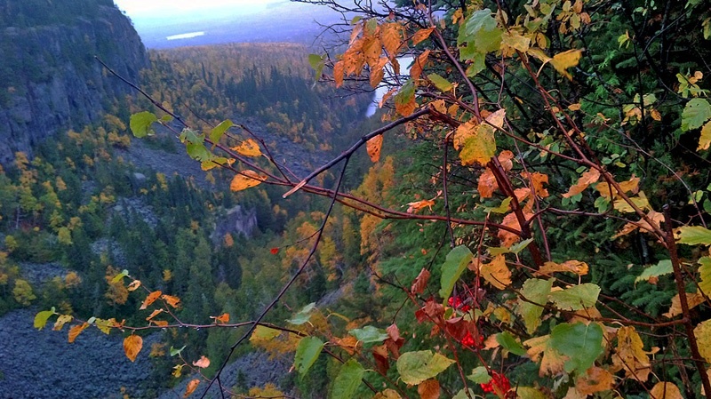 加拿大安大略奥秘(Ouimet Canyon)峡谷公园和鹰谷峡(Eagle Canyon)索道,吊桥 - sihaiyunyou - sihaiyunyou的博客 加拿大安大略奥秘(Ouimet Canyon)峡谷公园和鹰谷峡(Eagle Canyon)索道,吊桥 - sihaiyunyou - sihaiyunyou的博客