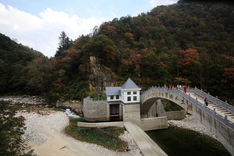 黄柏塬自驾游——核桃坪原始森林至老县城