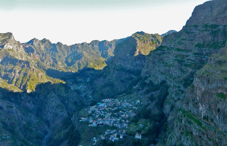 马德拉岛高山峡谷风光