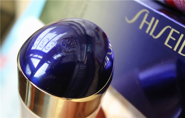 美白X抗老 SHISEIDO悦薇珀翡系列亮肤水 - 格