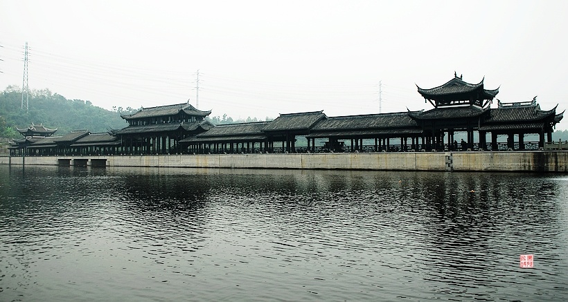 风雨廊桥