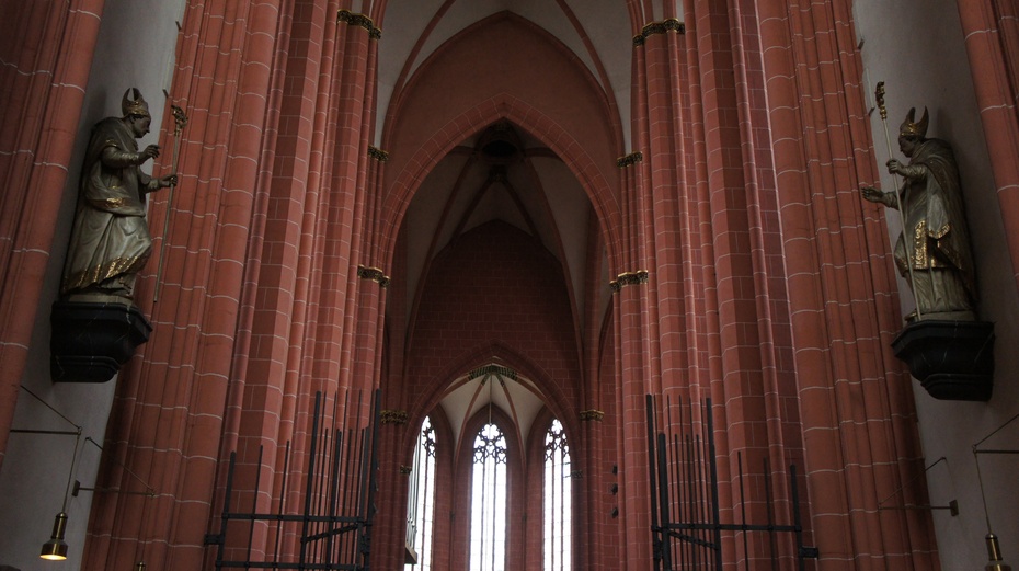 14世纪欧洲经济的衰_...贫困,并同时对欧洲经济作出贡献的