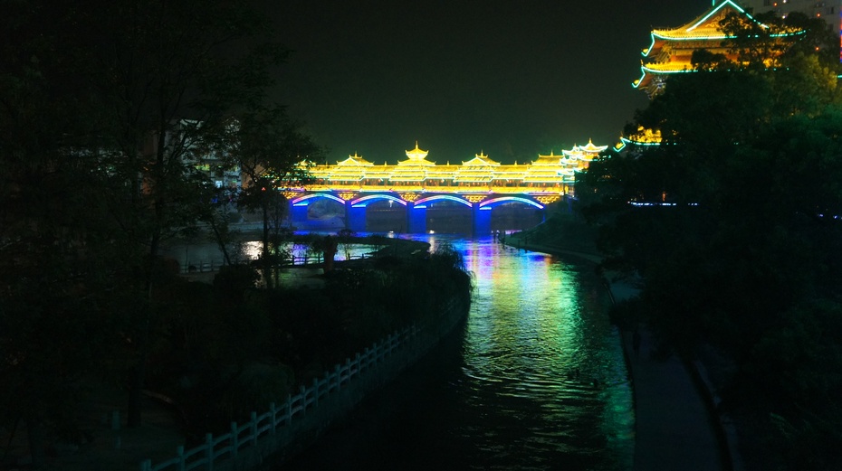 桂林资源：绚丽多彩夜色 - 余昌国 - 我的博客