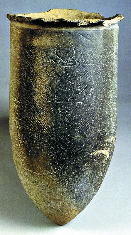 连山》应源于诺亚方舟的故事图案