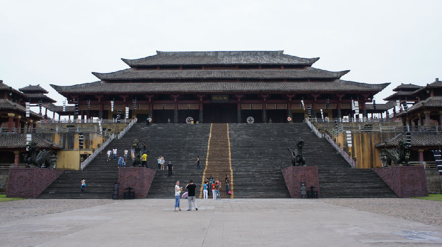 四海归一殿地下拍摄场景地下展示通道