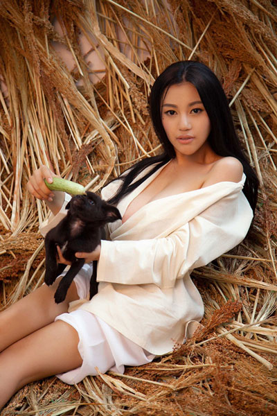 嫩模为搏出位超大尺度全婐为奥运加油写真图片
