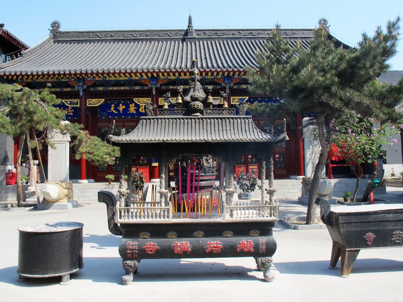 沈阳般若寺和大佛寺
