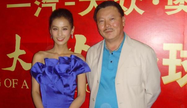 盘点娱乐圈10大“小头小脑”女星(图) - 中国娃娃 - 在路上,只为温暖我的人 盘点娱乐圈10大“小头小脑”女星(图) - 中国娃娃 - 在路上,只为温暖我的人