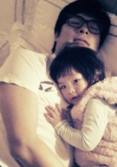 李湘王岳伦3岁可爱女儿最新私房照(图) - 中国娃娃 - 在路上,只为温暖我的人 李湘王岳伦3岁可爱女儿最新私房照(图) - 中国娃娃 - 在路上,只为温暖我的人