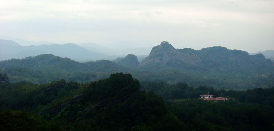 福建连城冠豸山 八闽大地峻秀之莲
