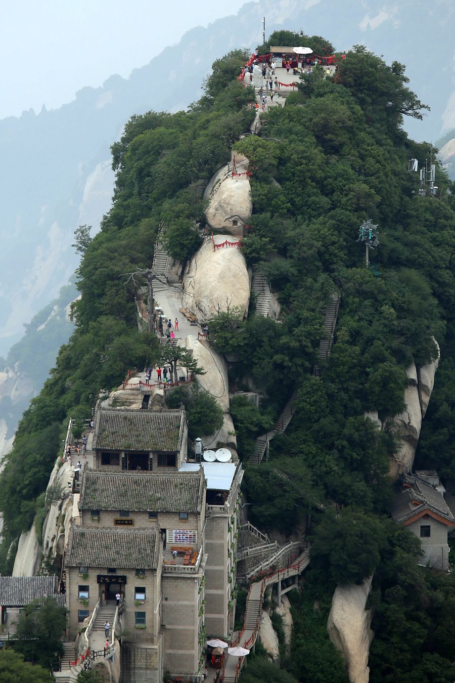 【陕西华山】乘西峰索道,游惊险华山 - 张艺之 - 张艺之的博客