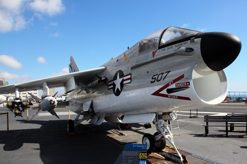 29.a7 corsair ii——a7海盗ii式攻击机.