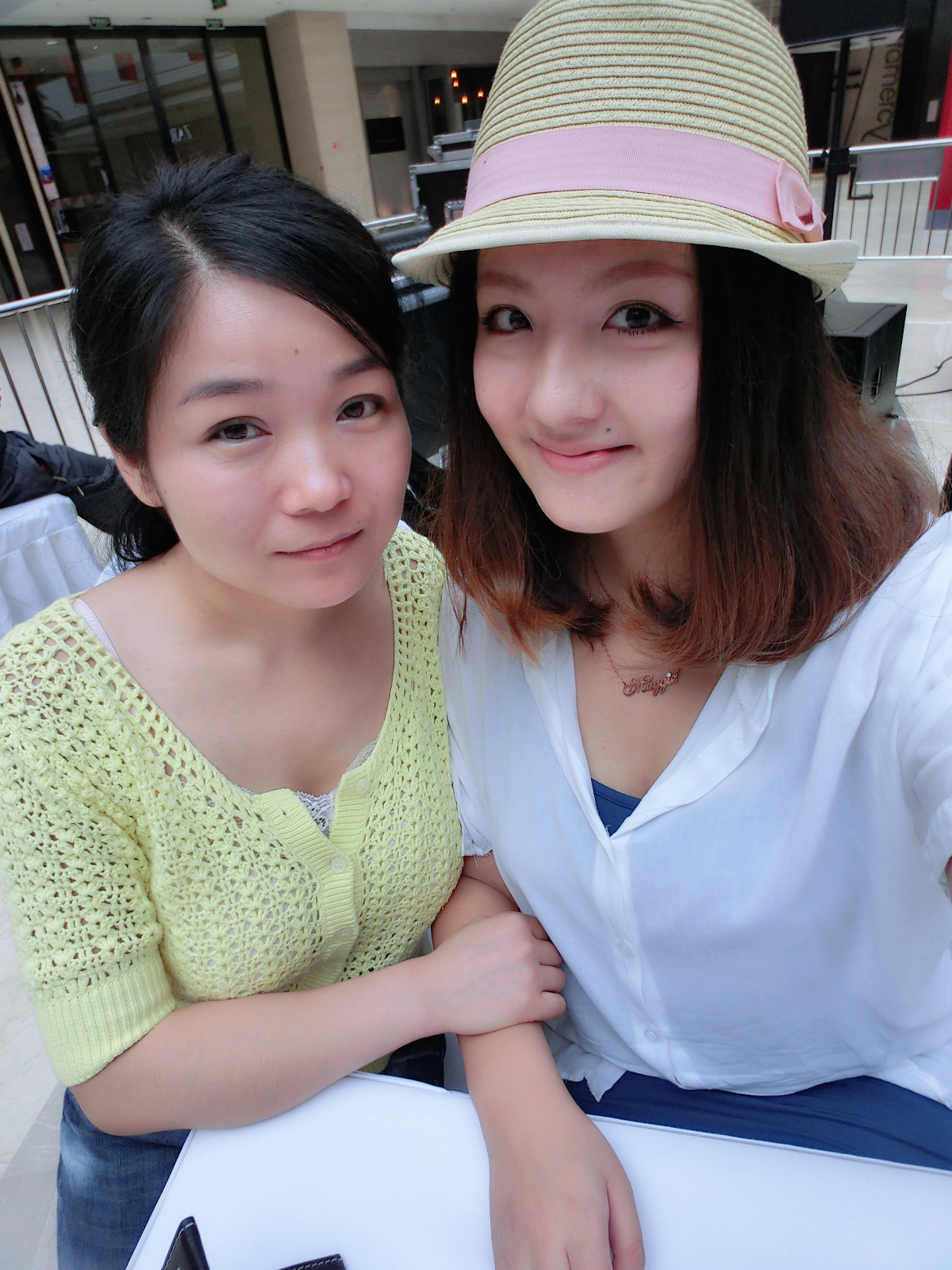夏季变妆 美女满堂~ - 南无日月珠光佛 - 天下第一善:劝宗亲皈依三宝,吃素戒杀念佛 夏季变妆 美女满堂~ - 南无日月珠光佛 - 天下第一善:劝宗亲皈依三宝,吃素戒杀念佛