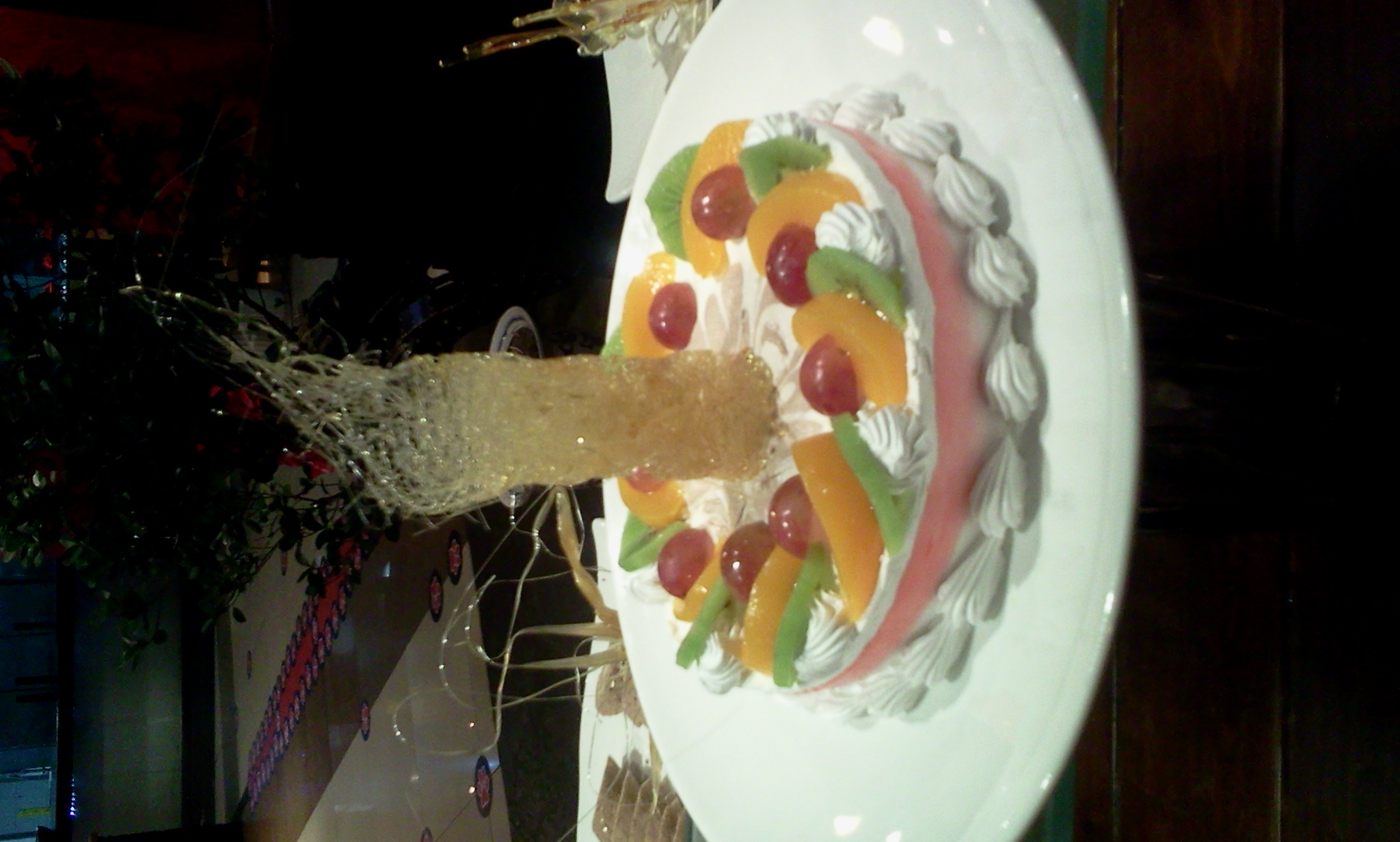 祝你生日快乐,我亲爱的朋友!用英语怎么说啊?