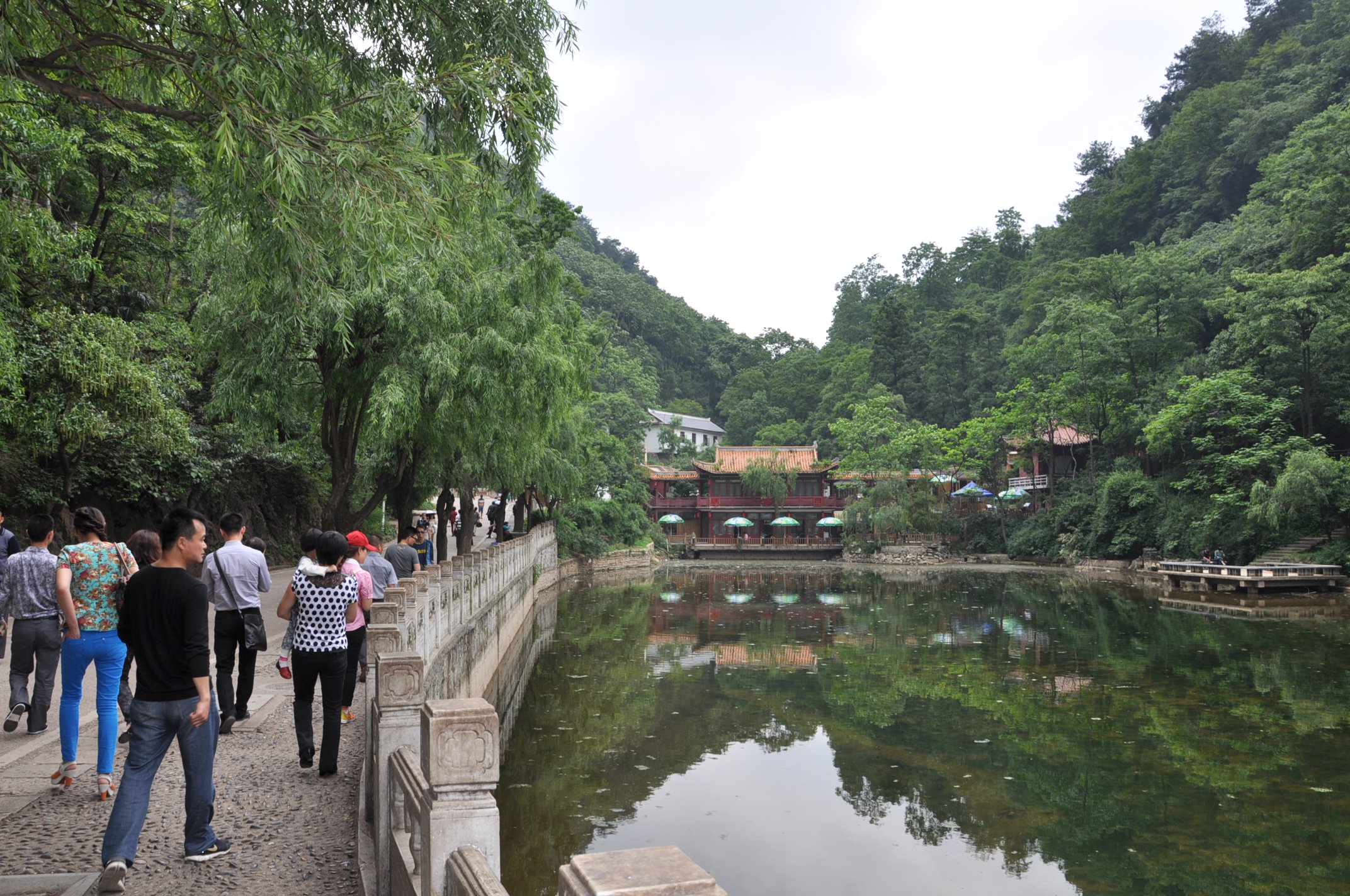 多彩贵州-黔灵山公园(一)
