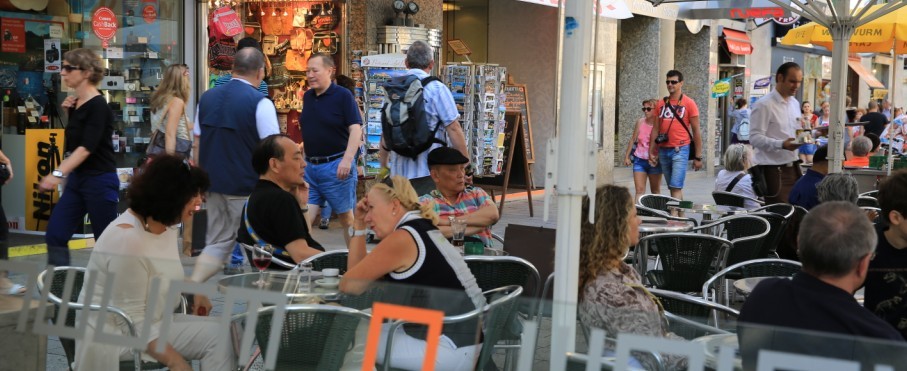 很快与2100点整数关久别重逢 <wbr> <wbr> <wbr>上补2205点缺口是大概率事件