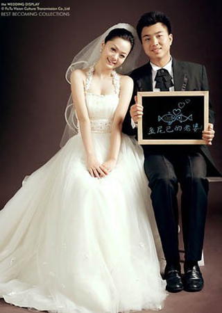 韩式婚纱摄影_最新韩式婚纱(3)