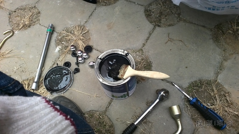 消除胎噪!开始施工了!_北京马自达6论坛