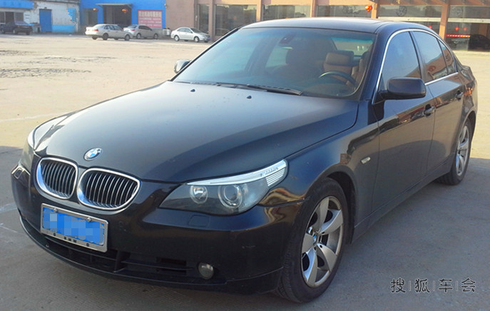 13.18万转让私家车宝马525I,黑色,一手车_荣威