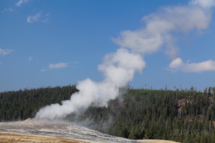 黄石公园,活火山。