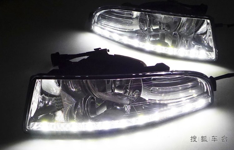 13款明锐日行灯雾灯改装 13款明锐日行灯雾灯改装