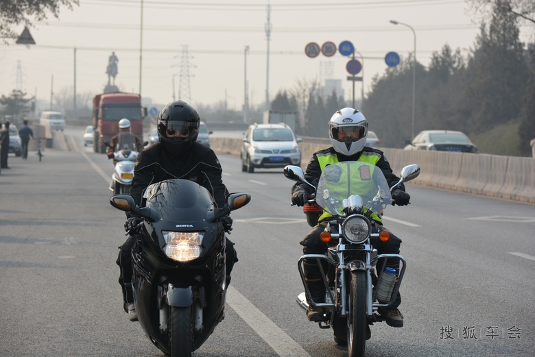 10254872.JPG_s780