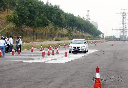参加汽车安全驾驶培训课程 心得体会