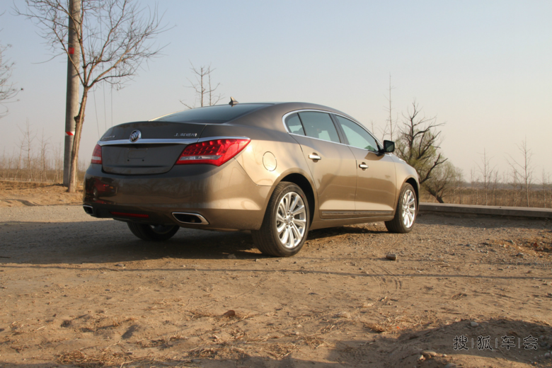 君越2.0T智享棕色内外提车作业外加使用心得!