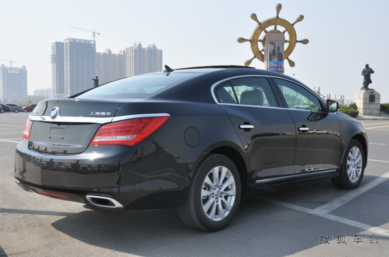 君越13款2.4精英舒适型提车