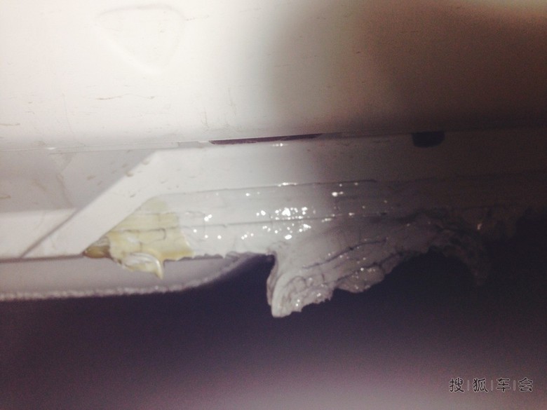 求助底盘边上不明物是啥。(配图)_北京CC-Se