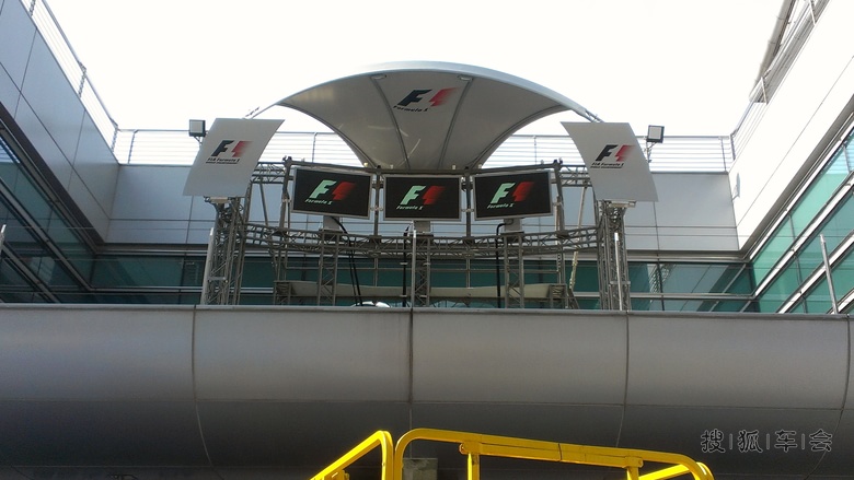 2014 F1赛车大赛开赛前准备工作花絮