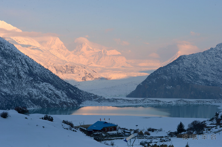 西藏桃花之旅《来古冰川、米堆冰川与然乌湖》