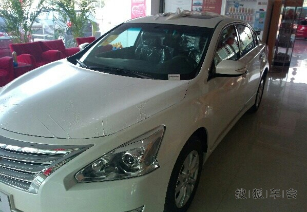 提车,临牌,保险啥都没,已开回家。