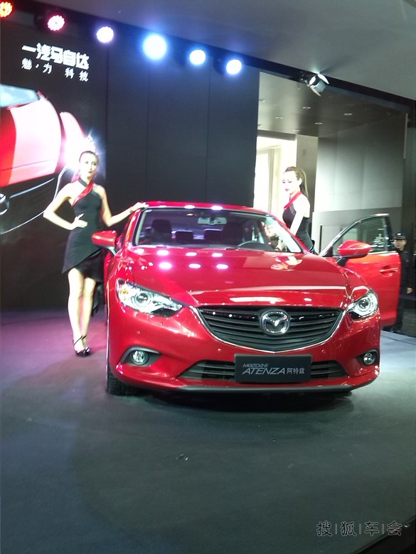 【我看阿特兹】红车美女_北京马自达6论坛
