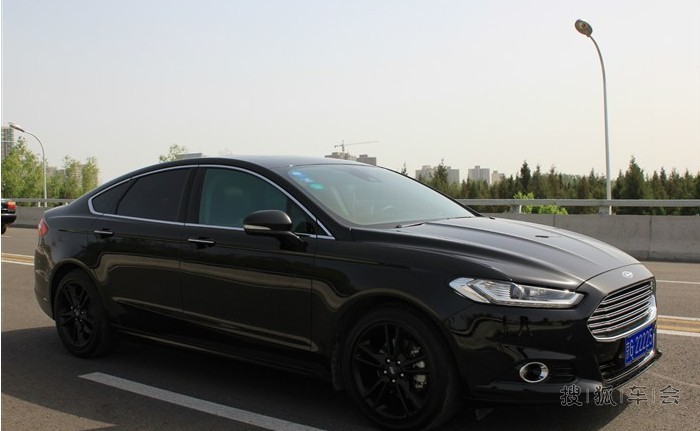 2T豪华黑蒙:别旧爱迎新欢,全高清纯素颜_蒙迪