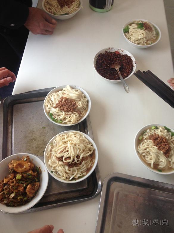 【狮跑写手】【观林听风】山东邹城小吃之李五