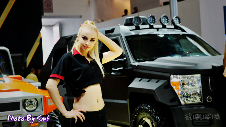 写手】梦幻般的乔治巴顿概念极光电动摩托车_