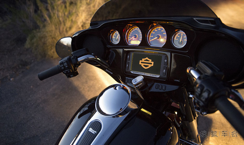 秀车 - 美国 2013 年哈雷最佳热销前两款车型