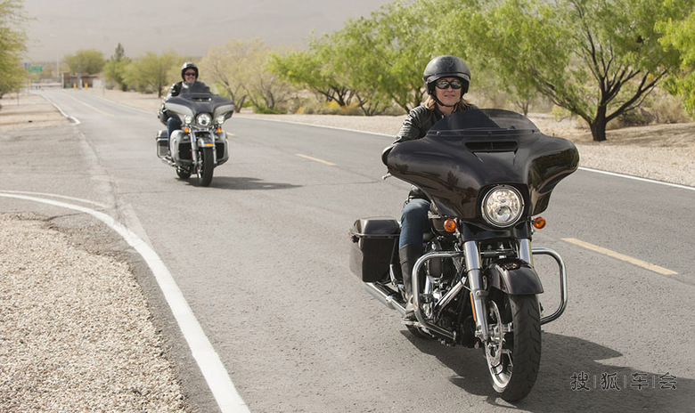 秀车 - 美国 2013 年哈雷最佳热销前两款车型