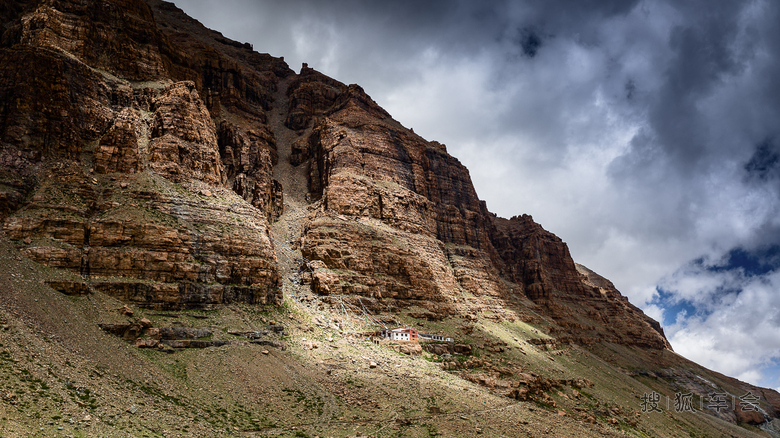 发几张四大教派中认为的世界中心--冈仁波齐_