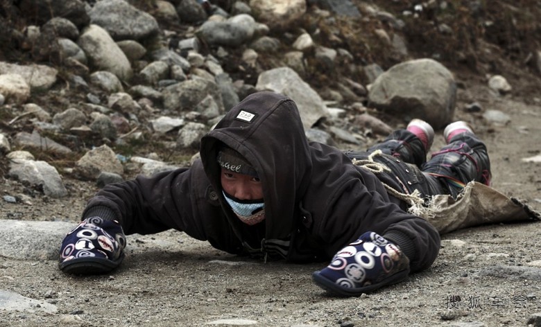 发几张四大教派中认为的世界中心--冈仁波齐_